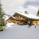 Ludowo, ale nie sztampowo. Klasycznie, ale nowocześnie. Wymarzony dom w górach.