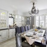 Szare wnętrza: dom z dobrą energią