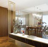 Luksusowe wnętrza: marmury, drewno i artdecowskie dekoracje