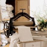 Magiel ręczny, fot. Stockfood/Free. Jak zmieniło się żelazko