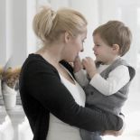 Maja i 2-letni Tomek. Rezydencja black   white