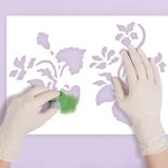 Freski wzorowane na wiosennych kwiatach.