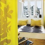 Mała galeria sztuki i nowczesny dizajn.