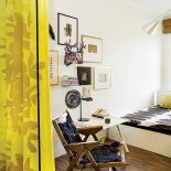 Mała galeria sztuki i nowczesny dizajn.