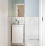 łazienka w mieszkaniu w bloku z wielkiej płyty