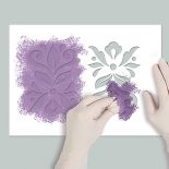 Malowanie wzoru jest bardzo proste: wydrukuj szablon i wybierz kolory. Przyda się także gabka lub pędzelek.