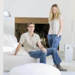 Marie-Laurie i John zmienili swoje życie w nieustające wakacje.