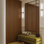 ciemne drewno ryflowane w przedpokoju