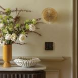 eleganckie mieszkanie z marmurem i sztukateriami