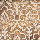 Marmurowa płytka Biancone (510 zł/szt.) – tło zdobione złotem. YETI