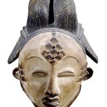 Maska afrykańska. Fot. East News. Maski