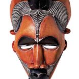 Maska z Afryki. Fot. East News. Maski