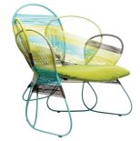 Meble marki Kenneth, zainspirowane rozkwitającymi kwiatami, z kolekcji Trame, SQUARE SPACE