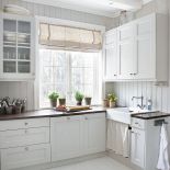 Meble w kuchni, ceramiczny zlew i bateria z IKEA.