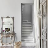 szare wnętrza w stylu francuskim