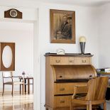 Meble z międzywojnia oraz inspirowane stylem z epoki.