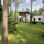 Miejsce do odpoczynku dla zabieganej bizneswoman.