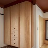 przedpokój w mieszkaniu w modernistycznej gdyńskiej kamienicy