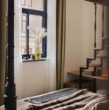 sypialnia w loftowym stylu w mieszkaniu