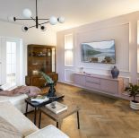 salon w mieszkaniu w bloku z wielkiej płyty