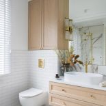 mieszkanie w kamienicy modernizm łazienka