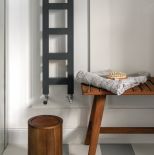 łazienka w mieszkaniu na poddaszu