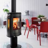 Model F 373 - laureat nagrody red dot design award z 2007 roku. Zrobiono go z żeliwa. Do wyboru