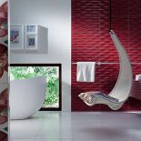 Na fali są rozmaite relaksujące siedziska, a także płytki imitujące falującą wodę, 119,93 zł/m², Tubądzin