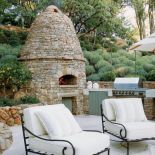 Na tarasie kamienny piec. Prowansja odnaleziona w Kaliforni