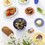 co i w czym podać na stół na letnie przyjęcie