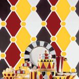 Naczynia z serii Circus: kubek 69 zł, puszki 235 zł/3 szt., słoje od 230 zł, półmisek 286 zł, kubełek na butelkę 903 zł.