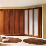 Narożna szafa Borgo Antico firmy Piccinato zrobiona z litego drewna bukowego. Cena - 15 432 zł. RAD-POL MEBLE STYLOWE