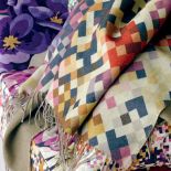 Narzuta Lisbona, Missoni. Missoni: dzianina wygrała z jedwabiem