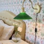 nastrojowe kinkiety do sypialni