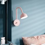 nastrojowe kinkiety do sypialni