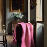 naturalne materiały w zimowym wystroju wnętrz