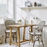 Salon, kuchnia i sypialnia w kolorach natury