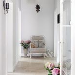 Nawet przejścia między pokojami urządzone są stylowo.