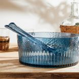 niebieska miska zastawa na stół