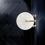 Niemiecki dizajner Kai Steffan stworzył biżuterię do salonu kąpielowego – nową umywalkę z postumentem Octagon,