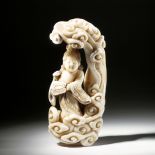 Nieśmiertelna Kasenko w chmurze , kość słoniowa, XVIII w.