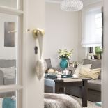 Nietypowy kolor przewodni to ryzyko - jeden źle dobrany akcent może zepsuć cały efekt. Beże okazały sie bezpiecznym tłem.