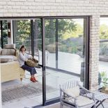 Nieważne, gdzie zbudujesz dom, ważne, jaki będziesz miał widok ? uważają Stuartowie. Oni z kanapy w salonie widzą, jak