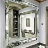 Niezwykłe lustro Philippe’a Starcka.