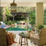 Noce w Andaluzji są tak ciepłe, że werandę urządza się jak pokoje w domu.