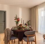 bożonarodzeniowe dekoracje w nowoczesnym wnętrzu