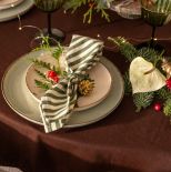 nowoczesna dekoracje stołu na boże narodzenie