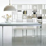 Nowoczesny, ale z barokowymi nogami - stół Retro z kolekcji Ciacci kosztuje 8484 zł. KLER