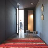 Nowoczesny dom, który łączy modernizm i azjatyckie fascynacje