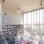 Nowoczesny dom, który łączy modernizm i azjatyckie fascynacje